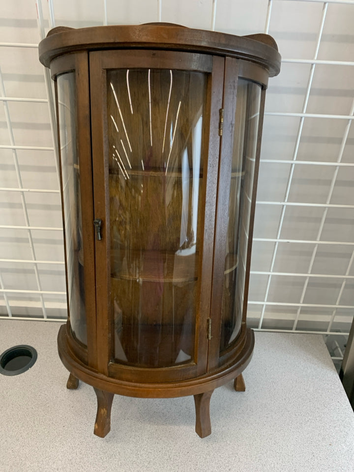 3-SHELF MINI GLASS CURIO CABINET.