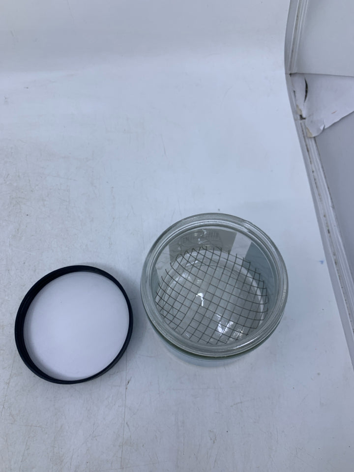 UNIVERSAL GLASS BRUSH WASHER.