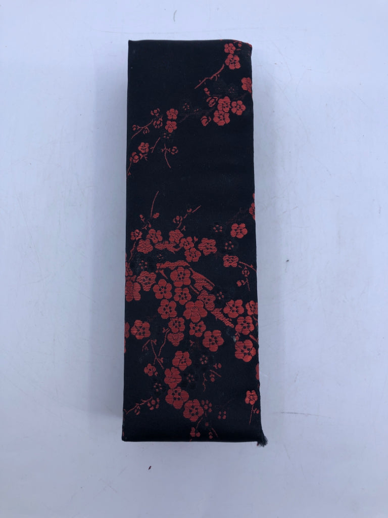 SMALL ASIAN STYLE BLACK W/ RED BLOSSOMS SILK JEWELRY BOX.