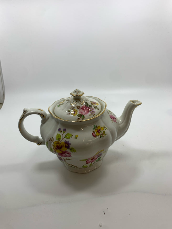 VTG TEAPOT W/ YELLOW/PINK FLOWERS GOLD DETAILS.