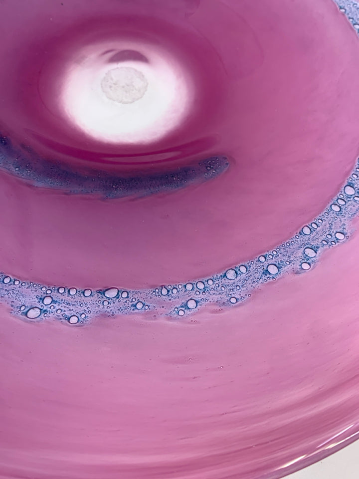 LARGE PURPLE BLOWN GLASS DECORATIVE BOWL.