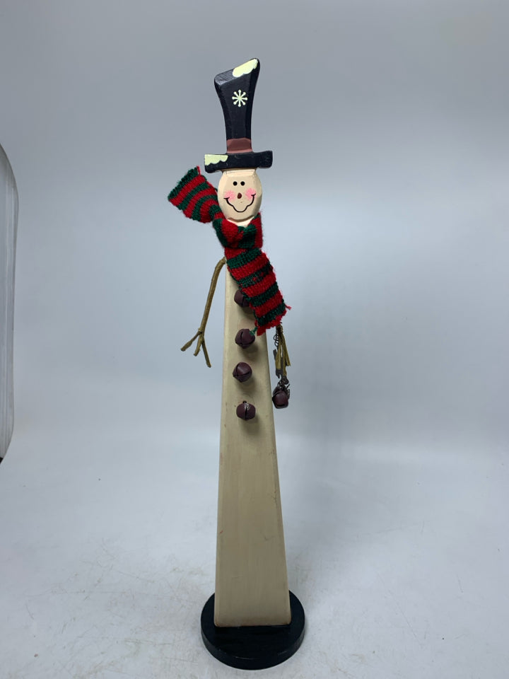SKINNY PRIMITIVE STYLE WOOD SNOWMAN W/ BELL BUTTONS.