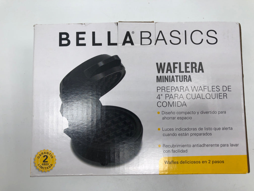 NIB BELLA BASICS MINI WAFFLE MAKER.