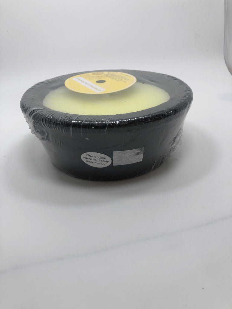 NIP CITRONELLA CANDLE.