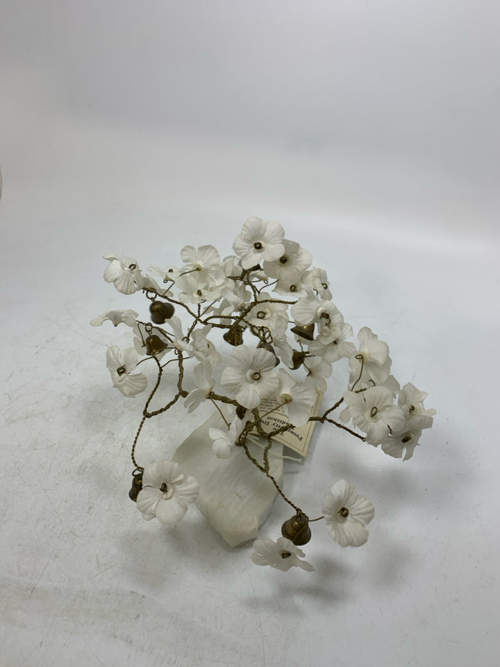 STONE BASE W/ GOLD WIRE TWISTED TREES BELLS WHITE FLOWERS.