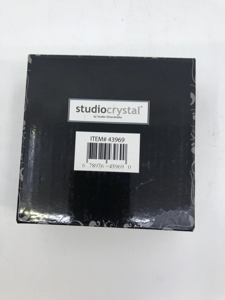 NIB CRYSTAL VOTIVE HOLDER