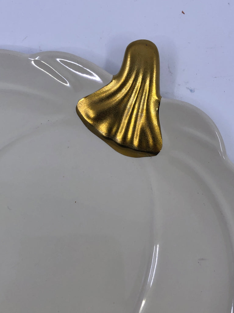 CREAM CERAMIC PUMPKIN DISH W/GOLD PAINTED STEM.