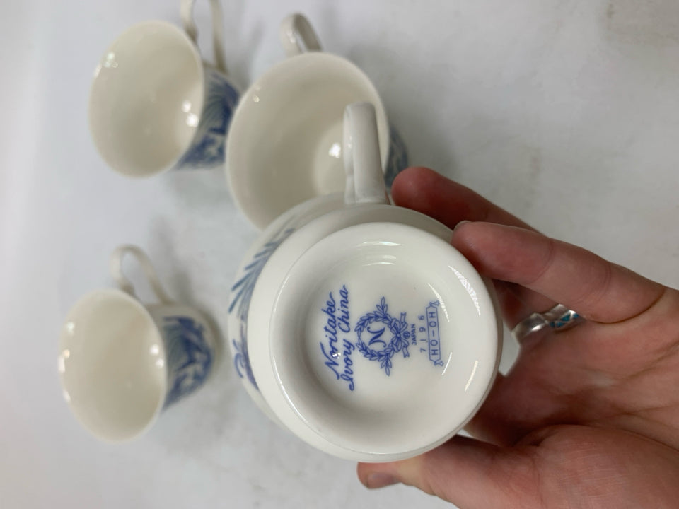 4 BIRD W/ FLOWER TEA CUP SET W/ NO SAUCERS.