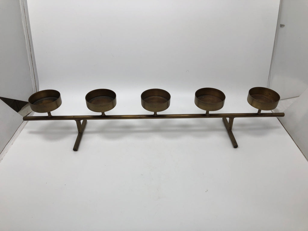 5-SECTION METAL CANDLE HOLDER.