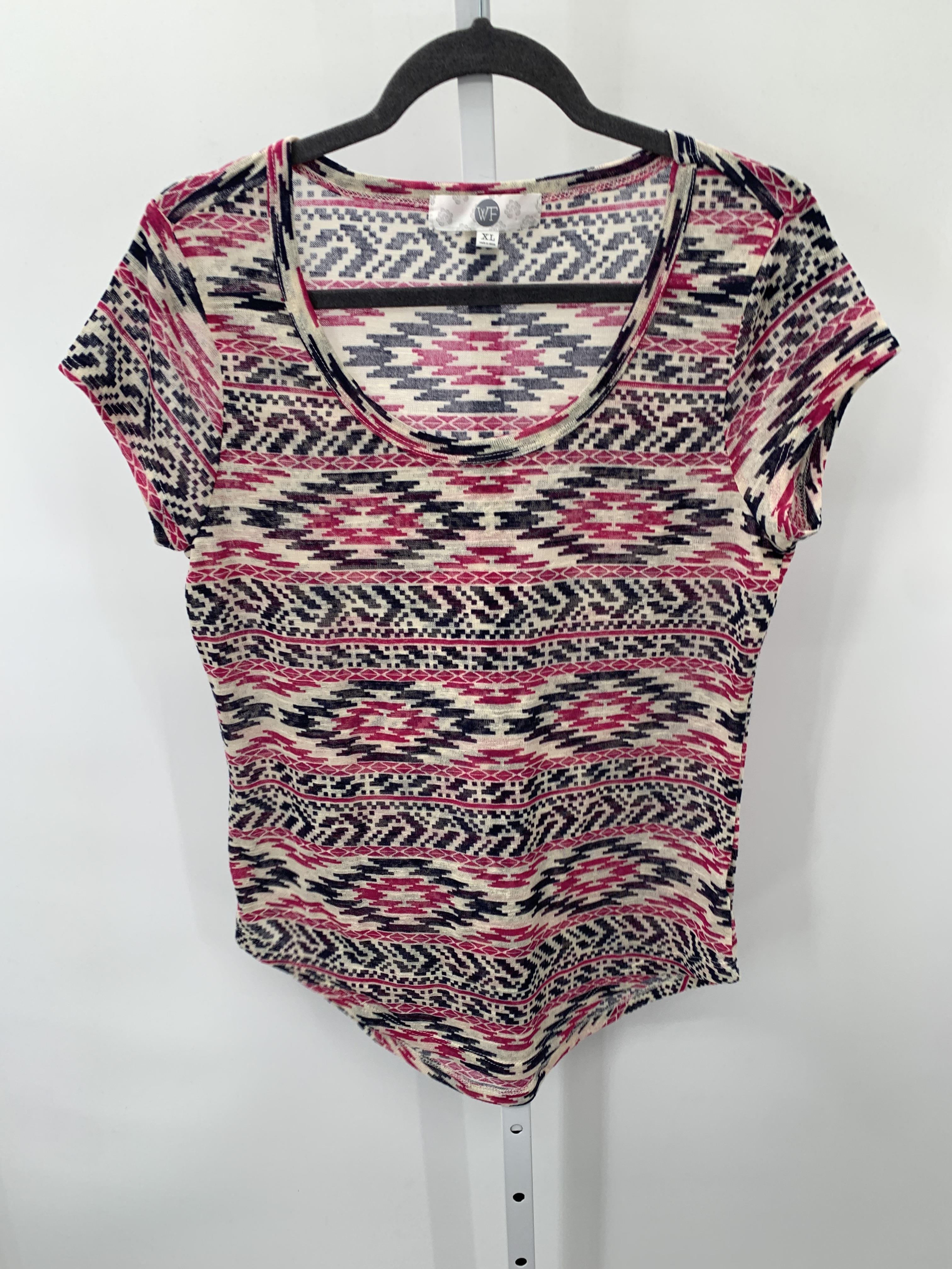 Size Extra Large Misses Short Sleeve Shirt