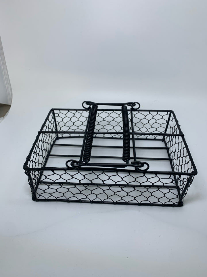 6 SLOT CHICKEN WIRE METAL CRATE W/ HANDLES.