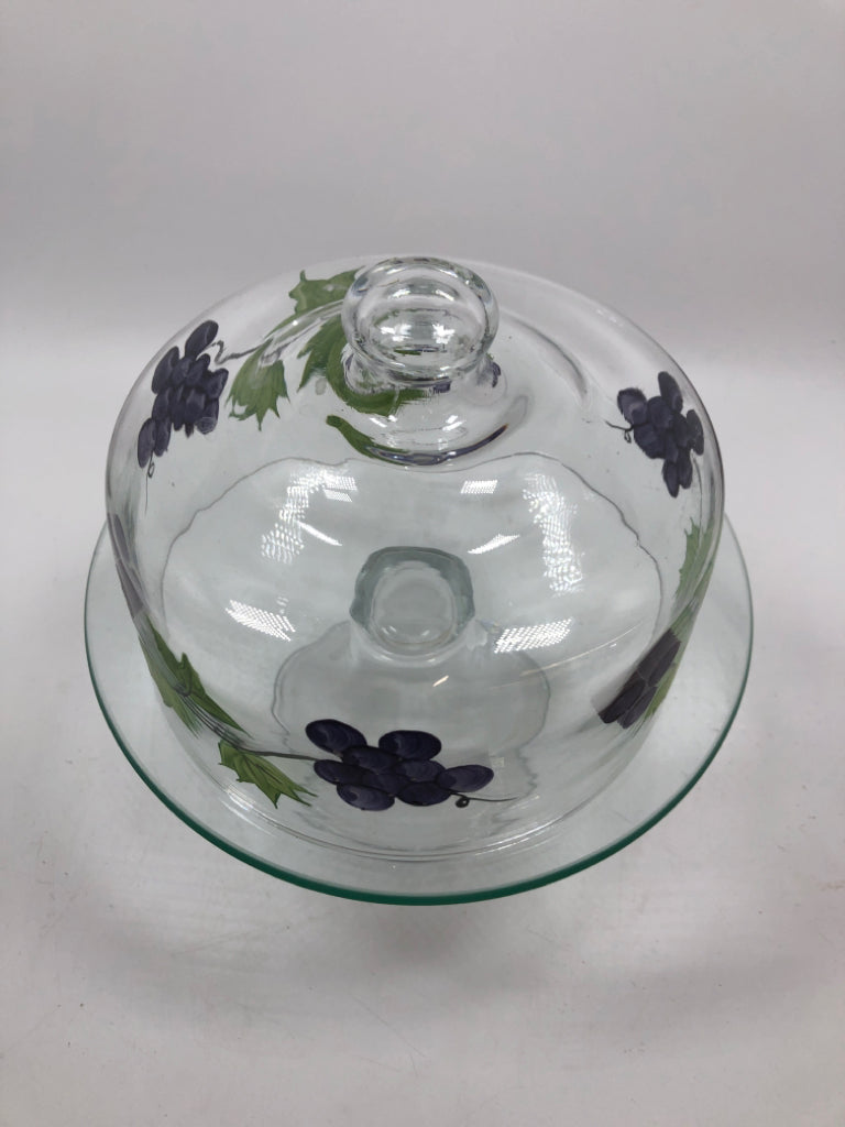 CLEAR GLASS DESSERT DOME W/PAINTED GRAPES.