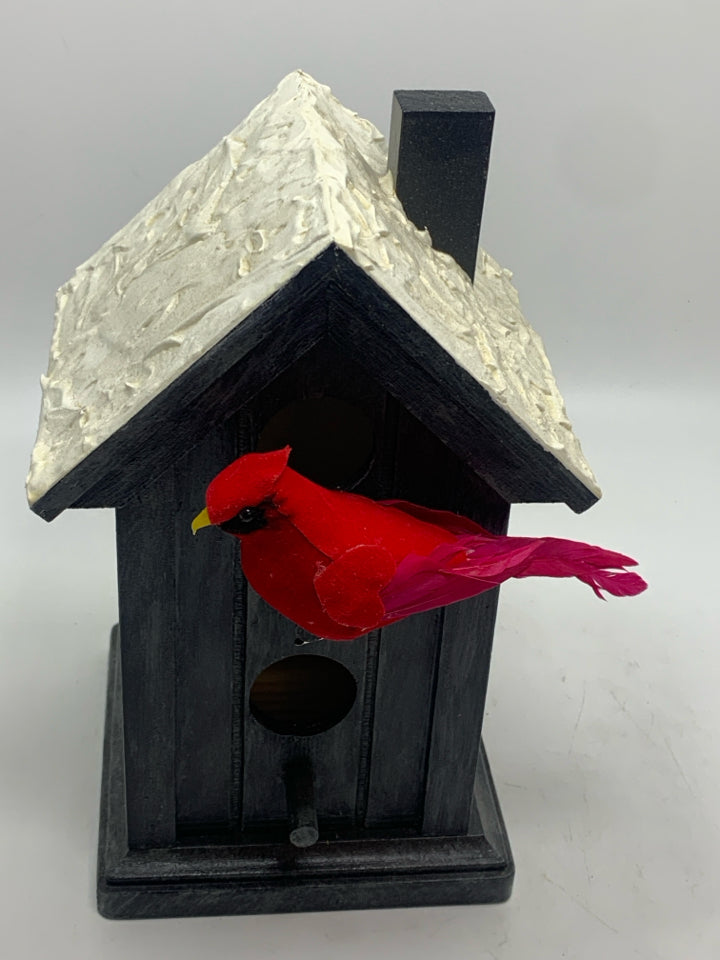 BLACK BIRDHOUSE DECOR W/CARDIAL.
