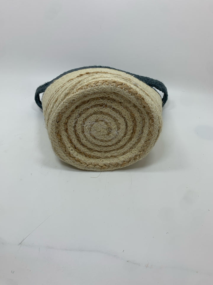 WHITE & BLUE CLOTH BASKET.