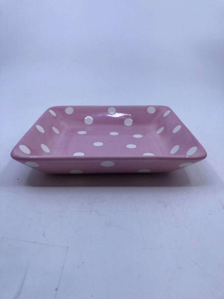 3 PC WHIP CANCER- 2 SQUARE PLATES + 1 MUG.