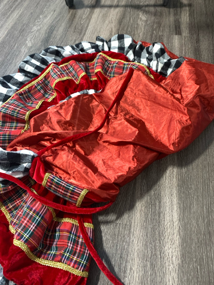 RED VELOUR W/ BUFFALO PLAID RUFFLED TREE SKIRT.
