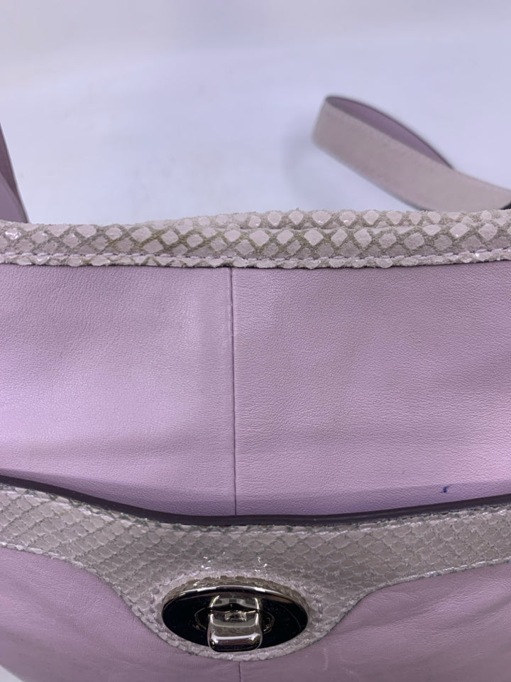 Coach F16533 Penelope Leather Shoulder Bag *Minor Wear/Marks