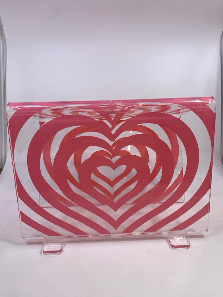 THICK PLASTIC W/PINK HEARTS LAPTOP RISER.