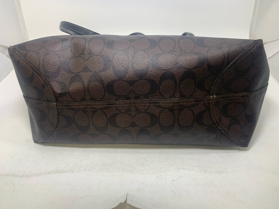 Coach CL420 City Tote in Signature Canvas w/ Rose Print