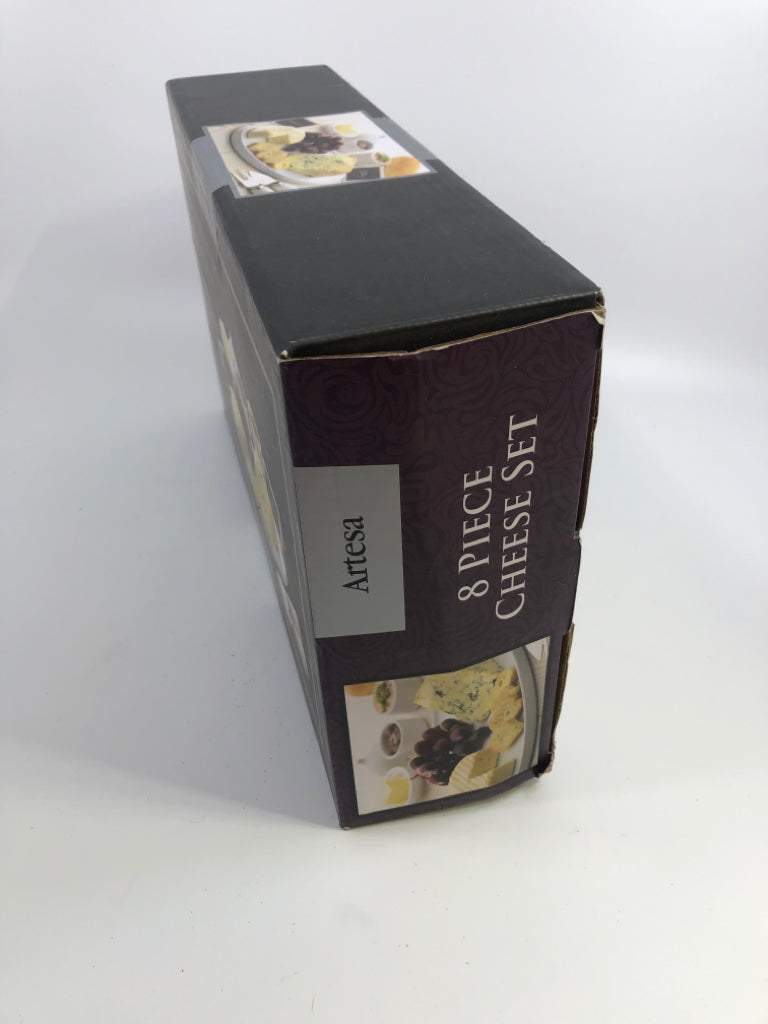 NIB 8 PC CHEESE SET