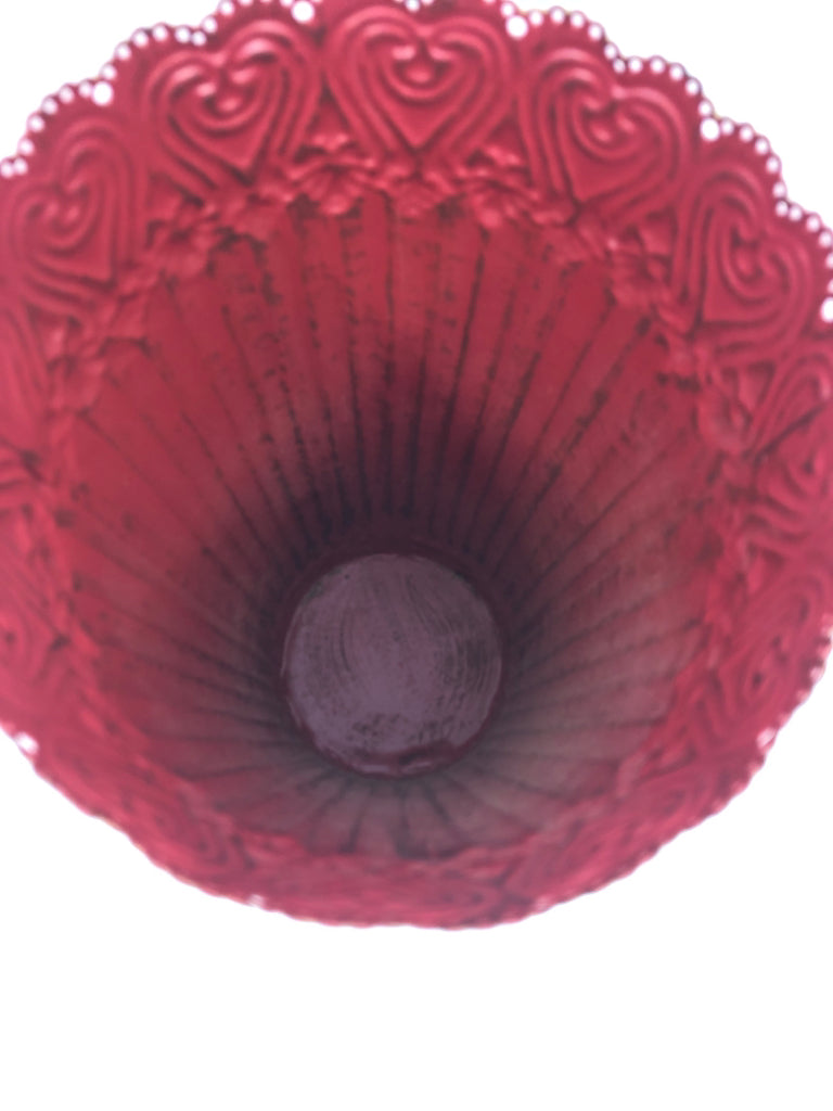 DISTRESSED RED METAL VASE W/ GOLD DETAIL.