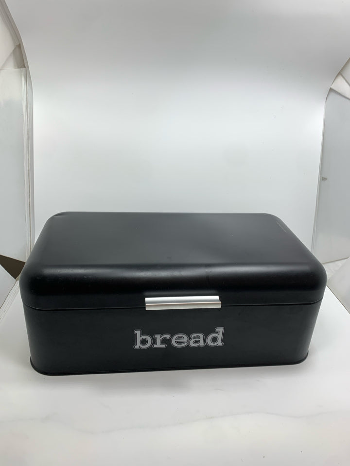 BLACK METAL BREAD BOX.