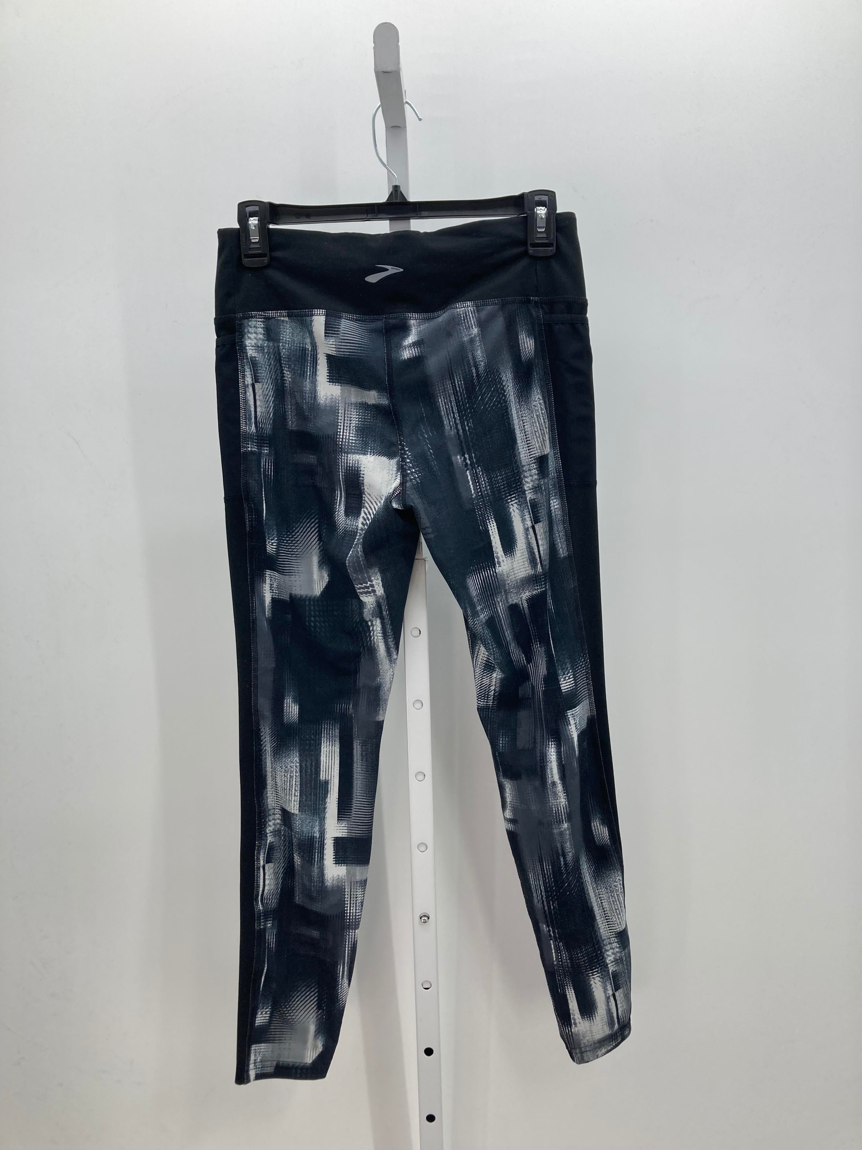 Brooks Size Medium Misses Leggings