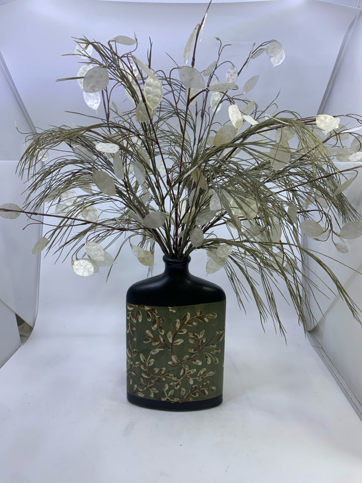 BLACK VASE/GREEN CREAM LEAF DESIGN W/ SILVER IRIDESCENT LEAVES.