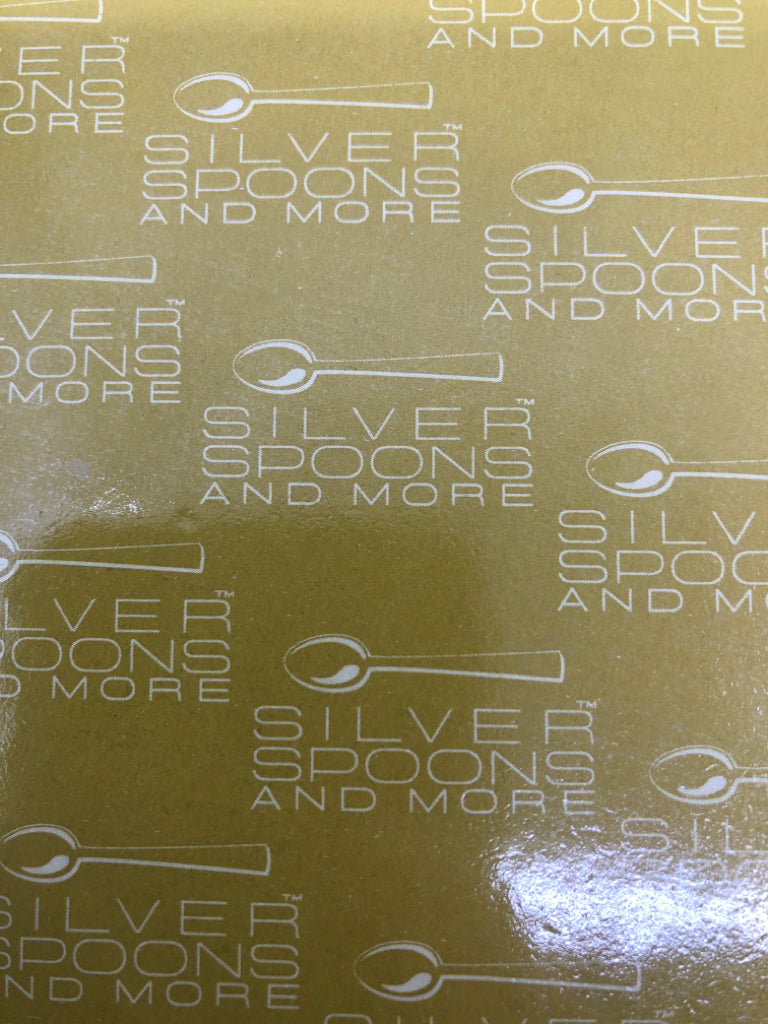 6 GOLD PAPER CHARGERS.