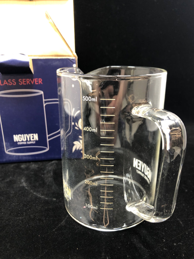 CLEAR GLASS COFFEE SERVER IN BOX.
