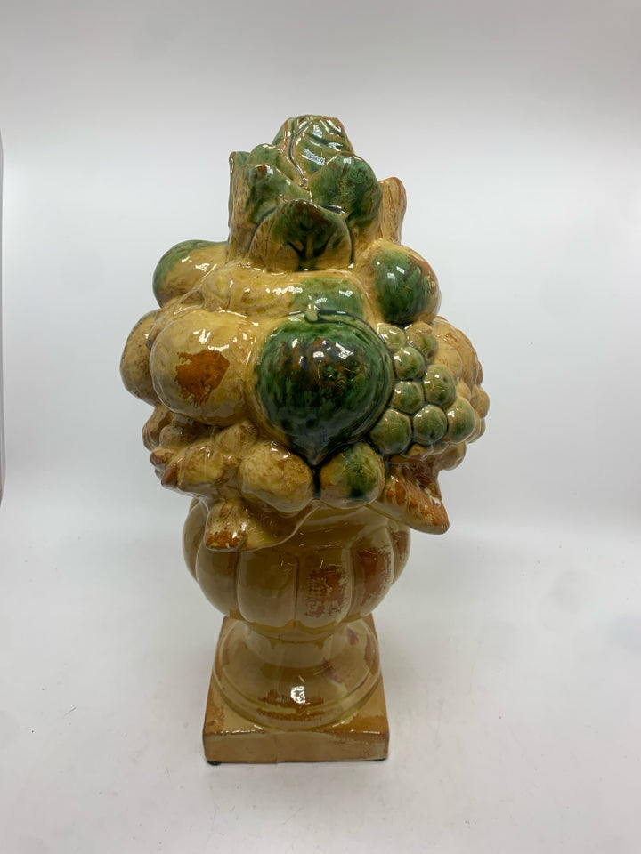 VTG STYLE CERAMIC FRUIT TOPIARY.
