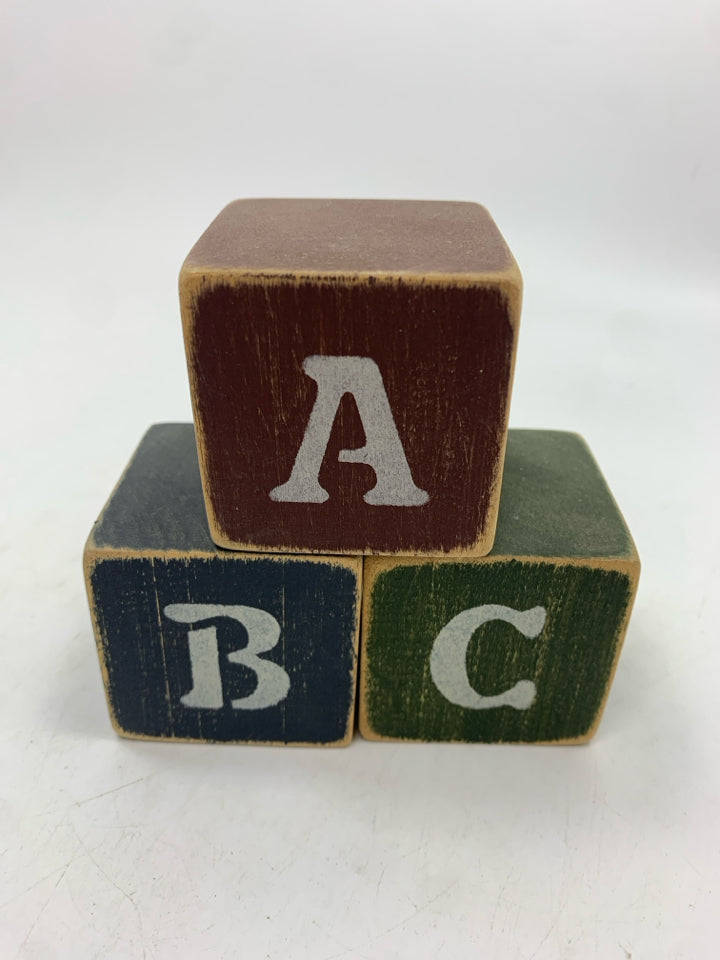 PRIM "ABC" BLOCKS IN BAG.