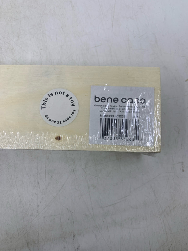 NIP BENE CASA DOMINOS.