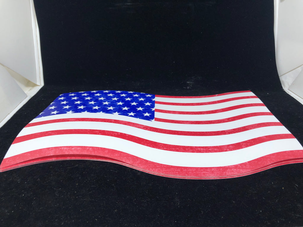6 AMERICAN FLAG PLACEMATS.