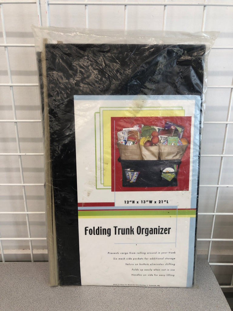NIP FOLDING TRUNK ORGANIZER.