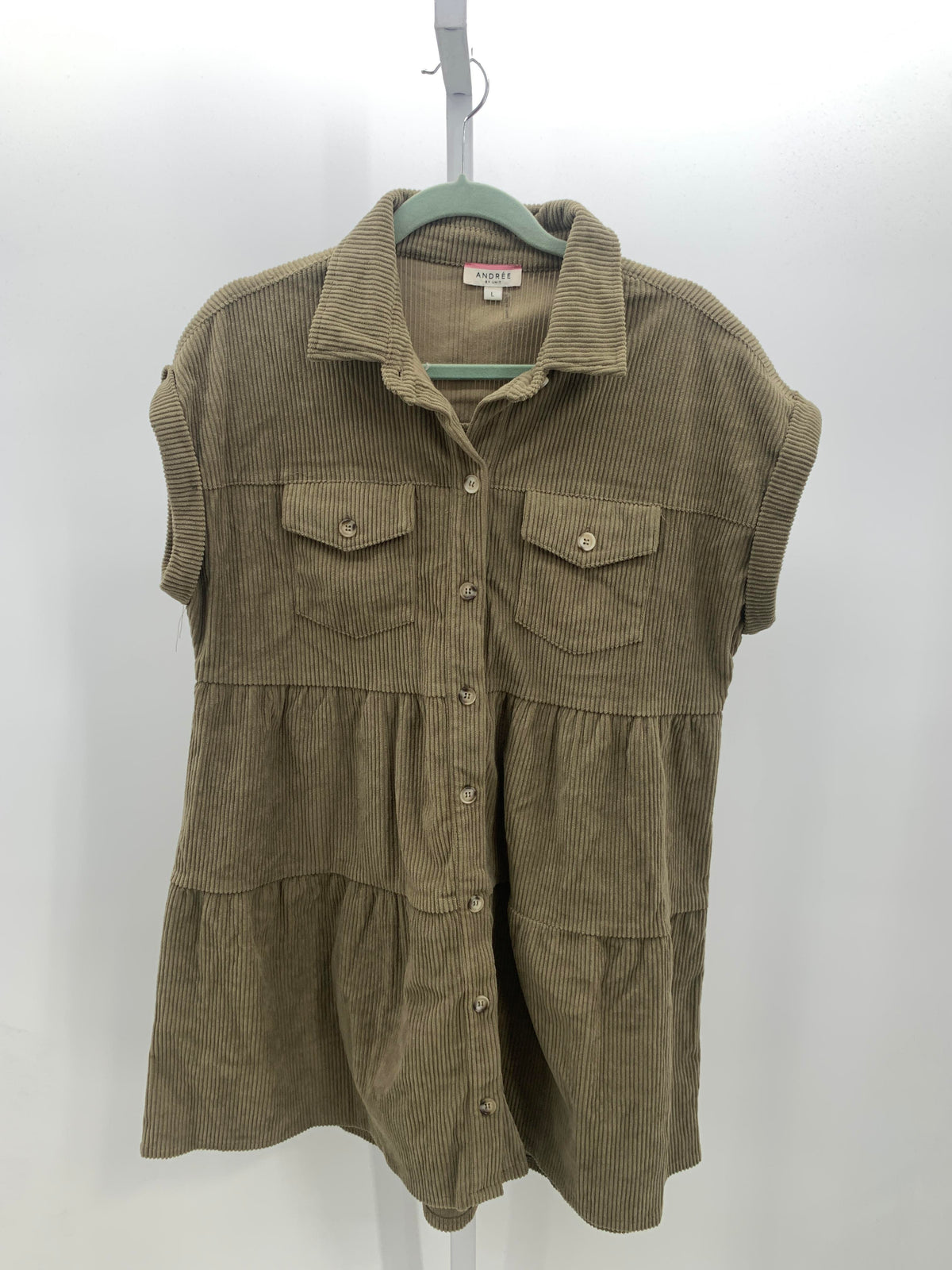 Size Large Misses Short Sleeve Dress