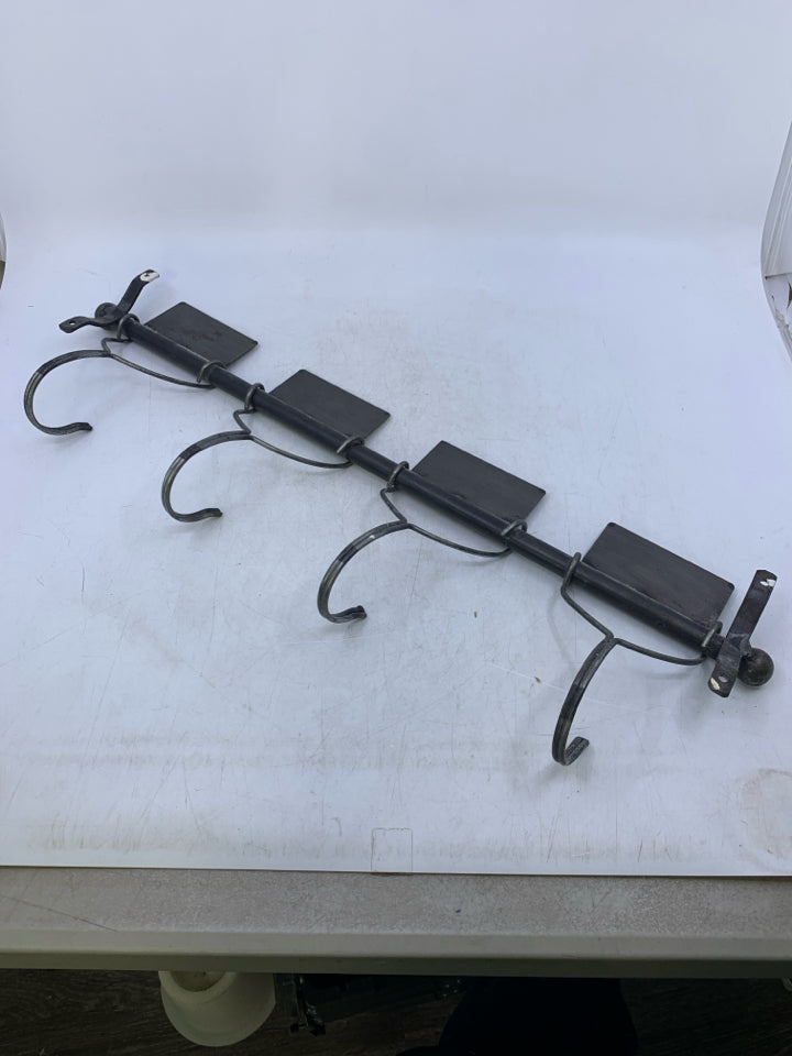 GALVANIZED 4 HOOK WALL HANGING W/ LABEL SLOTS.