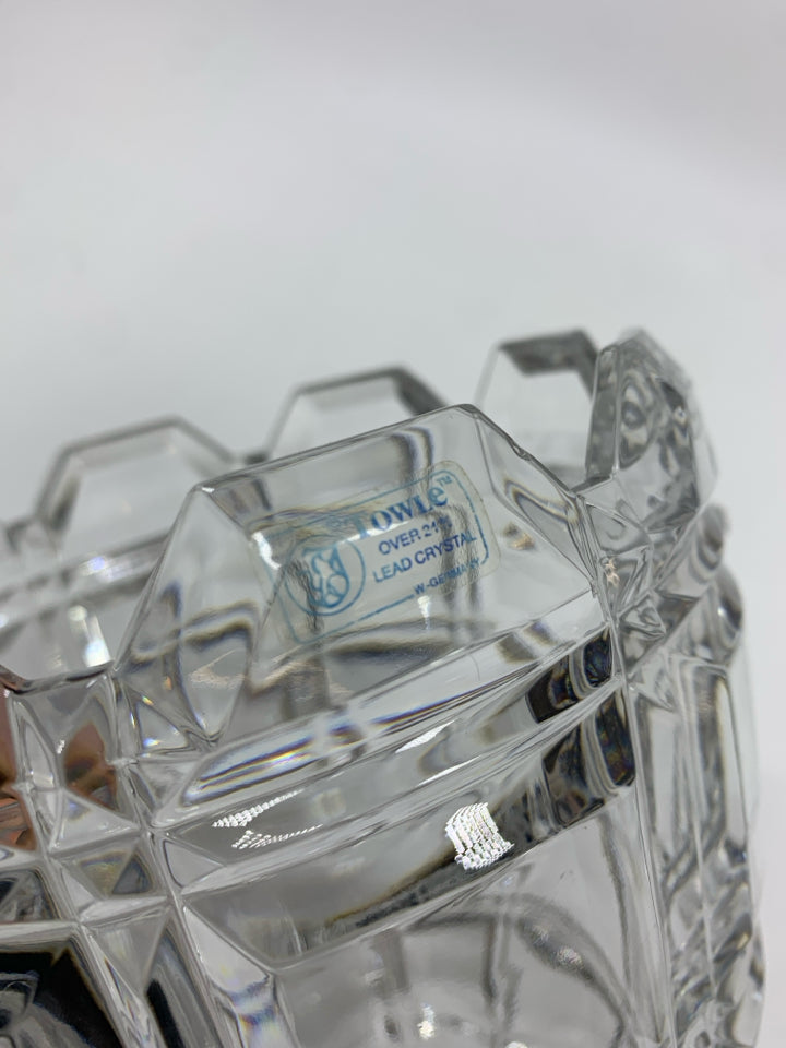 GEOMETRIC CRYSTAL HEAVY ICE BUCKET.