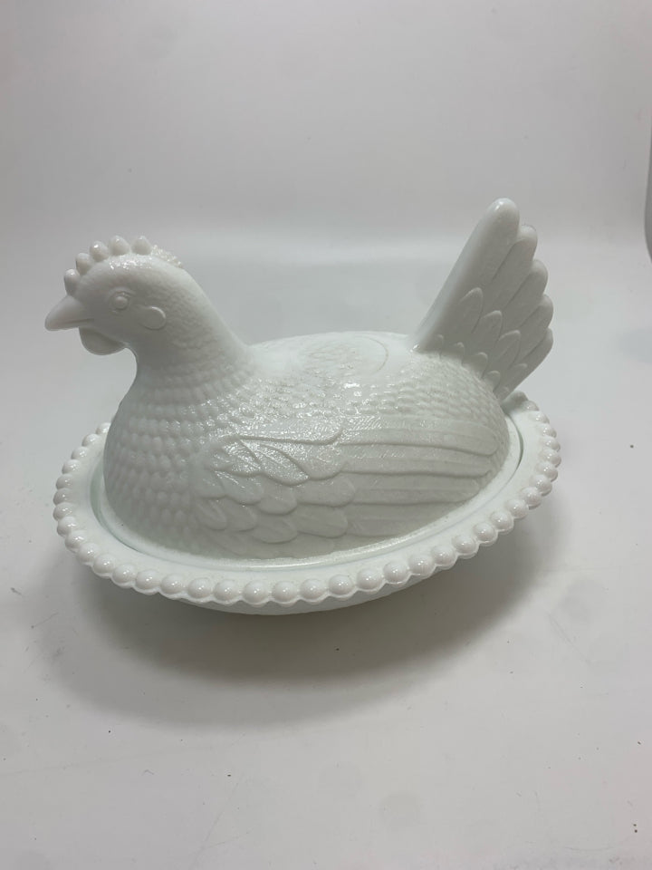 VTG MILK GLASS ROOSTER COVERED DISH.