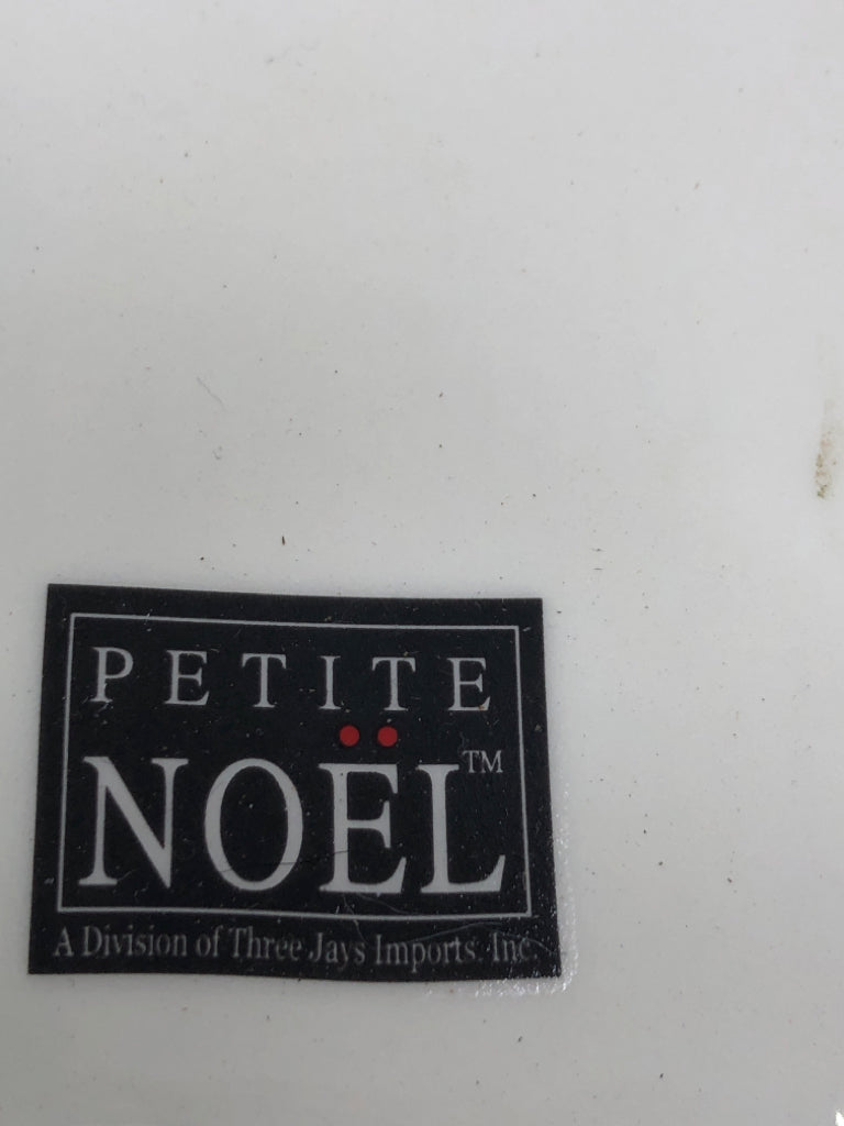 FARMHOUSE AND BEES EMBOSSED PLATTER.