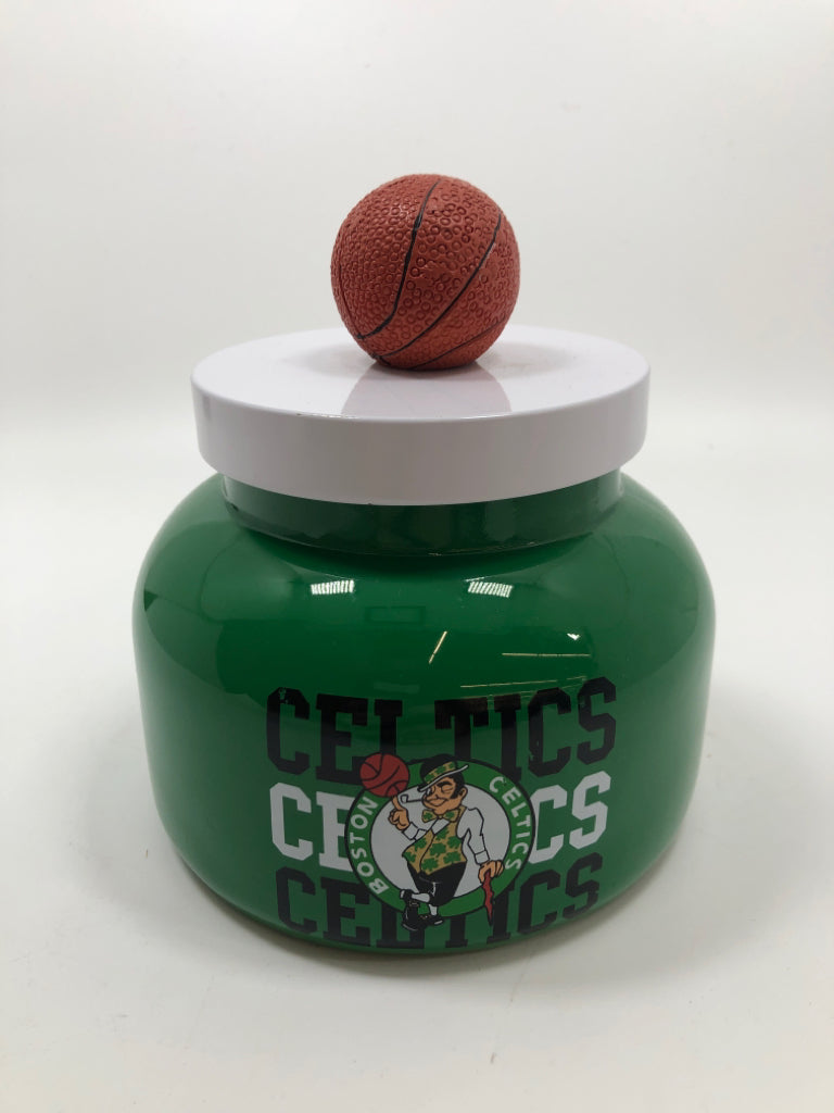 GREEN CELTICS BASKETBALL LID CANDLE-PUMPKIN SPICE.
