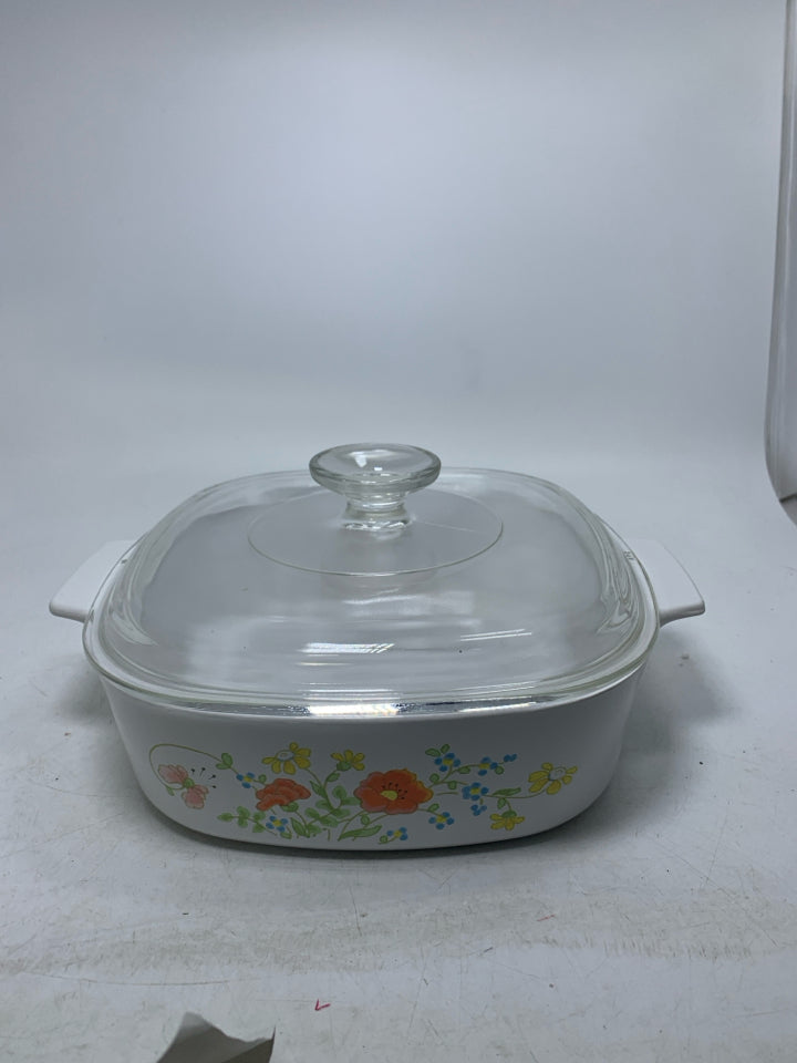 CORNING WARE SUMMER BLUSH PANSY PATTERN CASSEROLE DISH W/ LID.