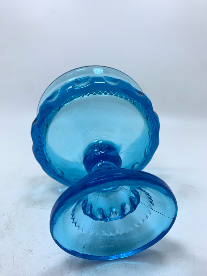 VTG PEDESTAL CANDY DISH W/THUMBPRINT PATTERN.