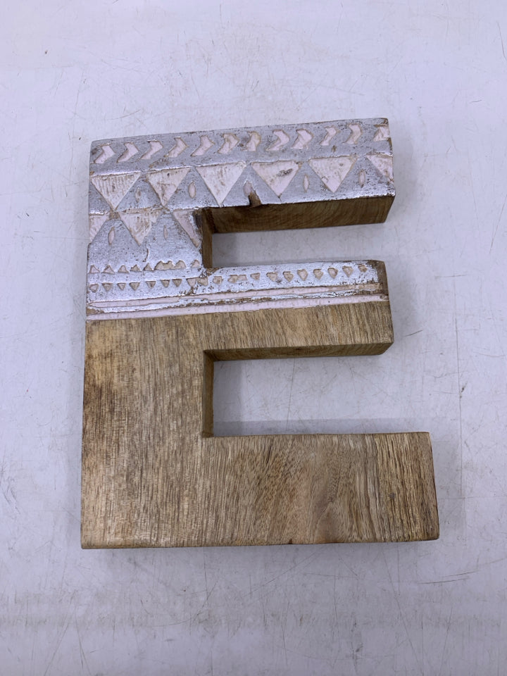 WOOD W/ SILVER DETAILS MONOGRAM E.