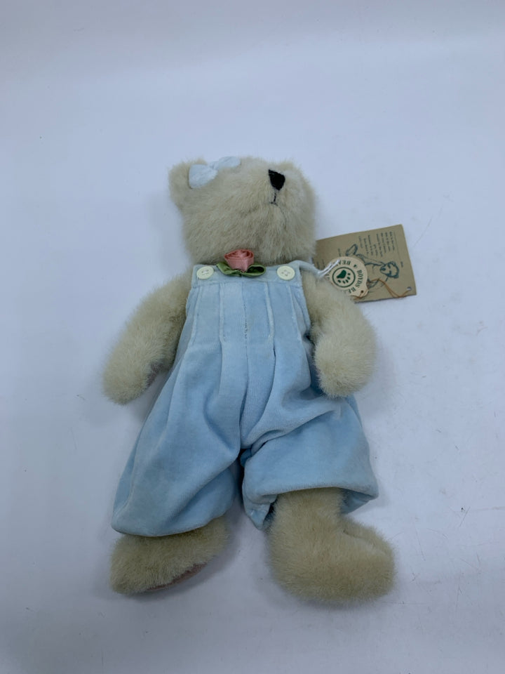 WHITE BEAR W/ LIGHT BLUE JUMPSUIT BOYDS BEAR.