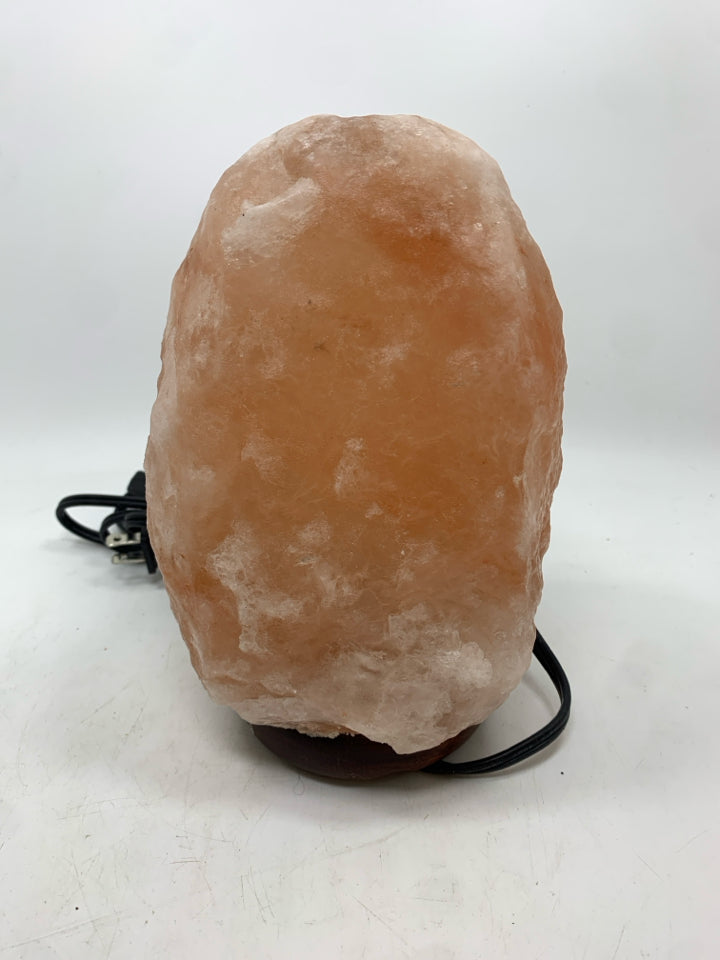 PINK SALT ROCK LAMP.