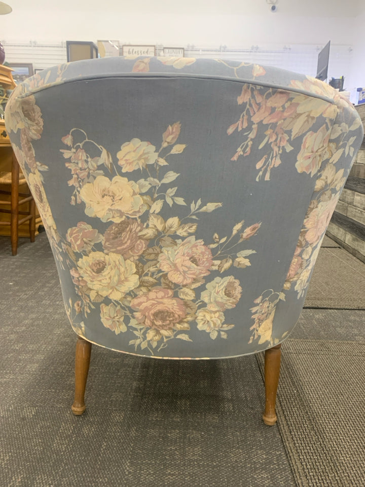 LT BLUE FLORAL ACCENT CHAIR, WOOD SPINDLE LEGS.