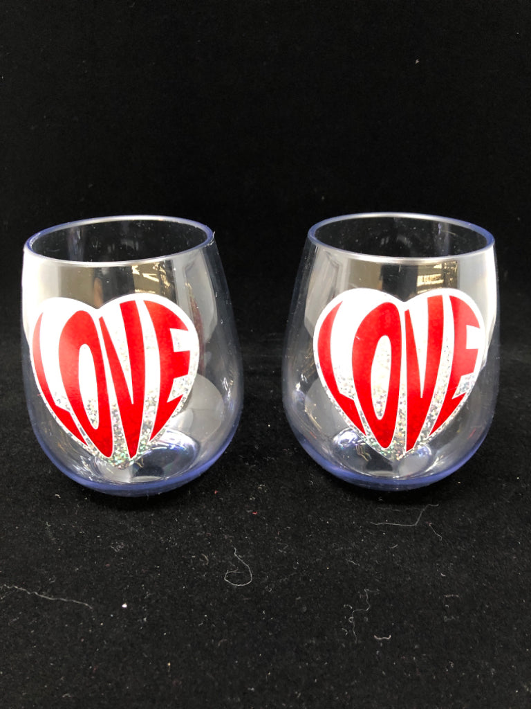2 PLASTIC STEMLESS WINE TUMBLERS "LOVE".