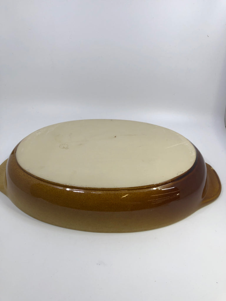 KERAFOUR OVAL STONEWARE W/ORANGE GRADIENT.