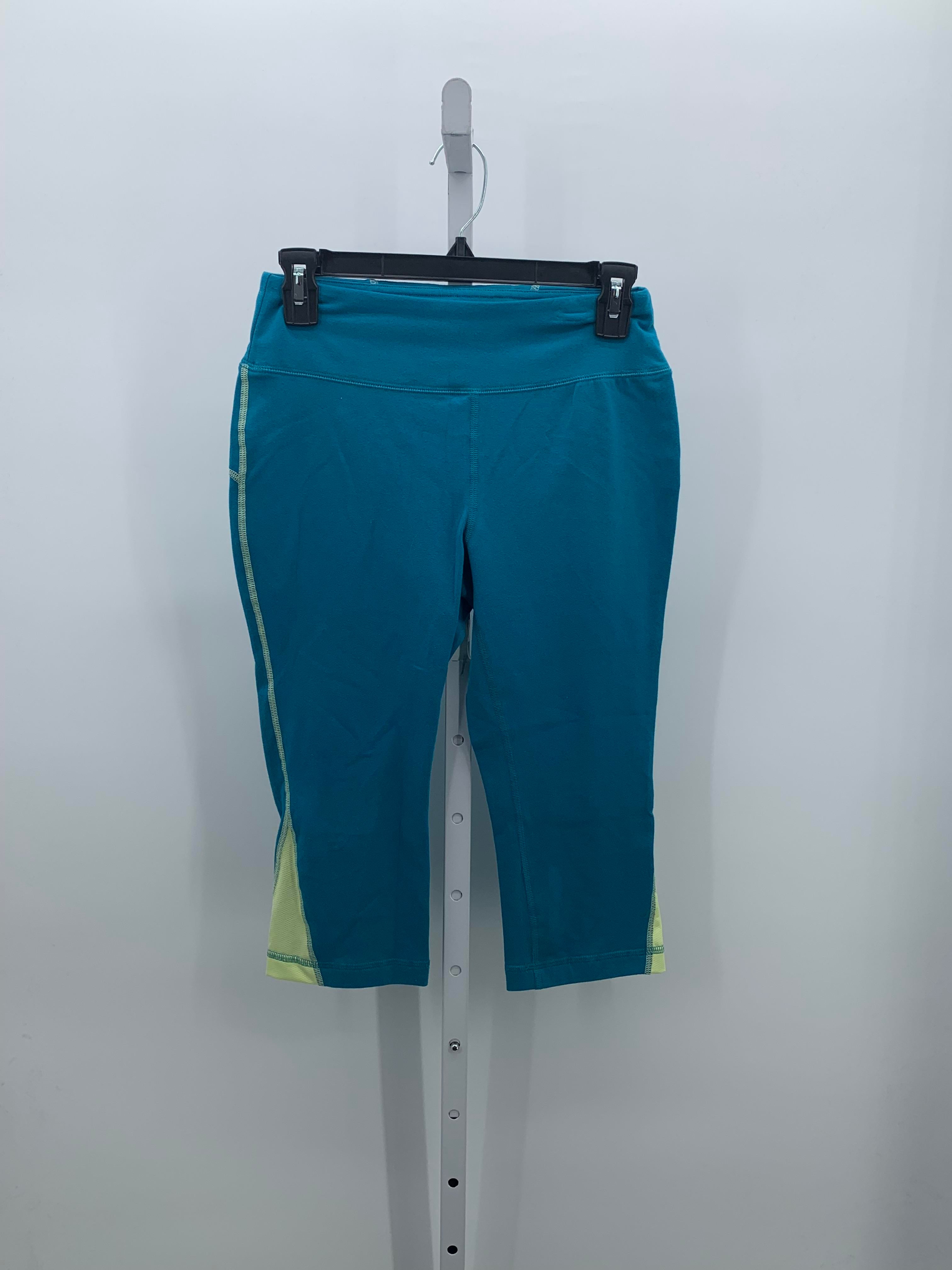 Tek Gear Size Medium Misses Capri Pants